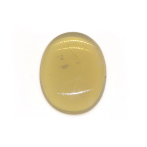 Australian Honey Opal - 3.74 Carat / 4.00 Ratti