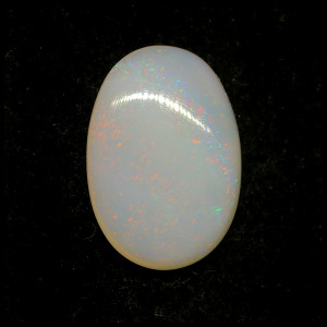 Australian Opal With Fire - 4.09 Carat / 4.50 Ratti