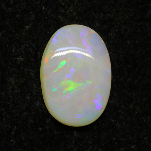 Australian Opal With Fire - 2.10 Carat / 2.25 Ratti