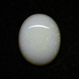 Australian Opal With Fire - 4.00 Carat / 4.50 Ratti