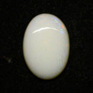 Australian Opal With Fire - 4.04 Carat / 4.50 Ratti