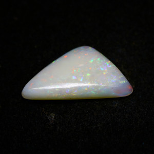 Australian Opal With Fire - 4.05 Carat / 4.50 Ratti