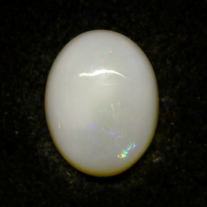 Australian Opal With Fire - 4.09 Carat / 4.50 Ratti