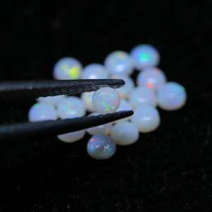 Australian Opal 2.50 MM Round White Fire