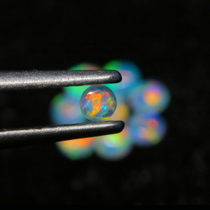 Australian Opal 2.00 MM Round Multicolor Fire