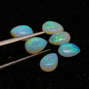 Australian Opal 5X7 MM Pear Green Fire