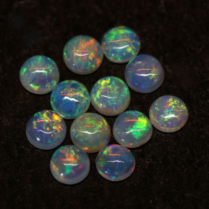 Australian Opal 3.00 MM Round Green Fire